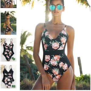 NWT Cupshe floral one-piece bathing suit